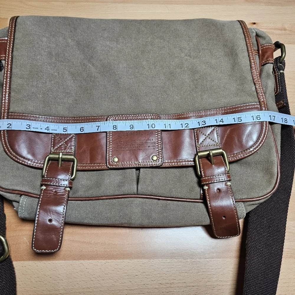 Fossil 54 Canvas Messenger Bag Adjustable Strap Brown